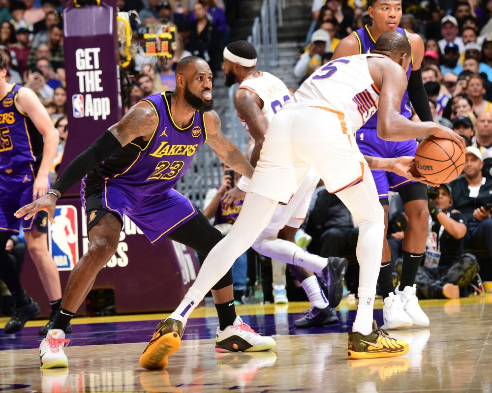 了强有力的 了强有力的