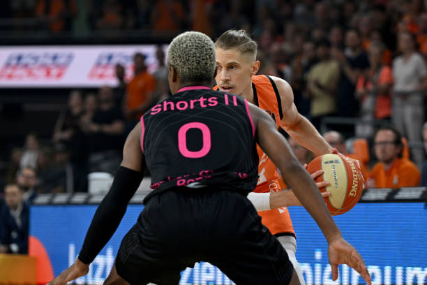 了令全场沸 了令全场沸