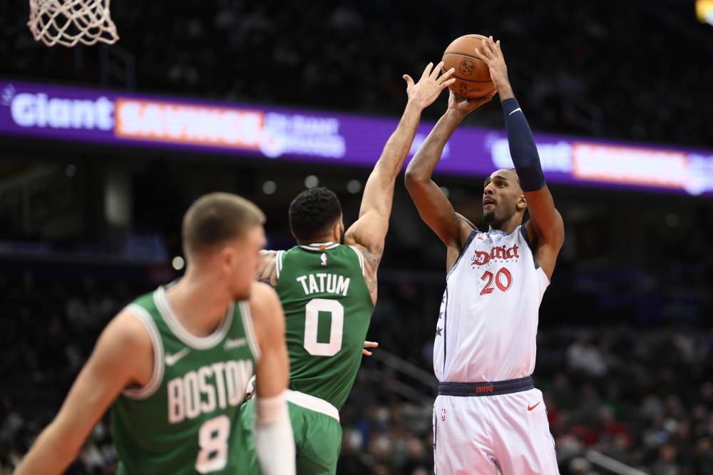 展现出了令 展现出了令